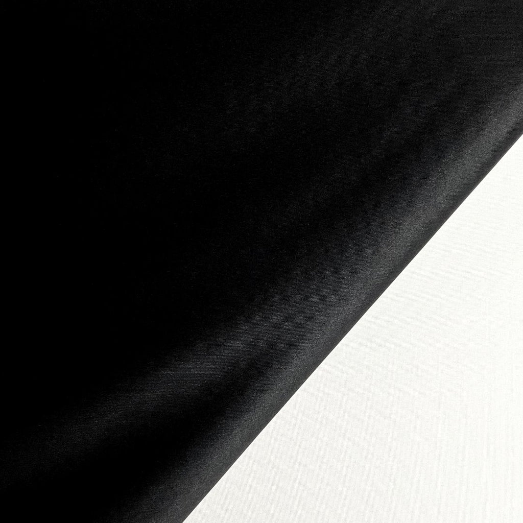 SIG Custom Blackout Screen material fold detail